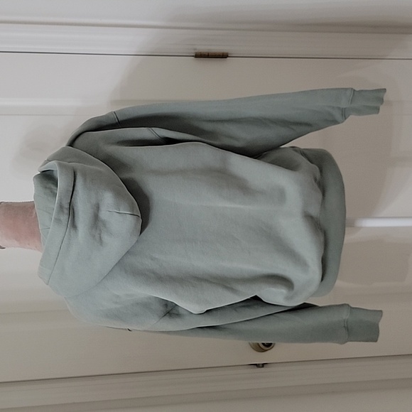 Hollister Size XS Oversized Fit Sage Green Front Full Zip Hoodie, EUC - Picture 4 of 10